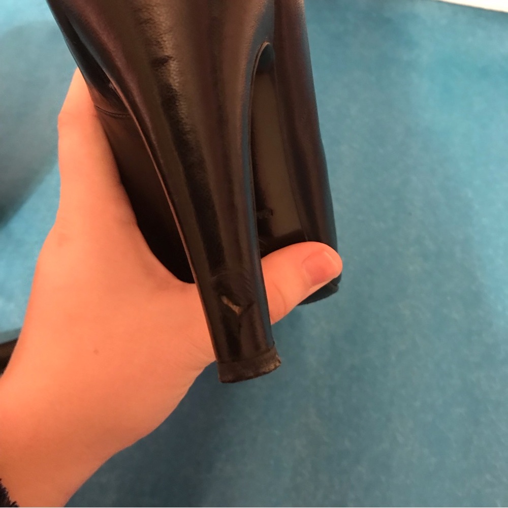 Chanel 2006 Paris New York quilted black ankle heels 37.5 - Picture 9 of 12